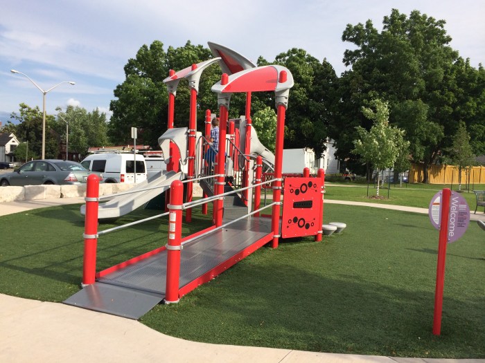 Charlie insisted I include this playground pic from Niagara Falls - where he played while we waited for our bus to Toronto.