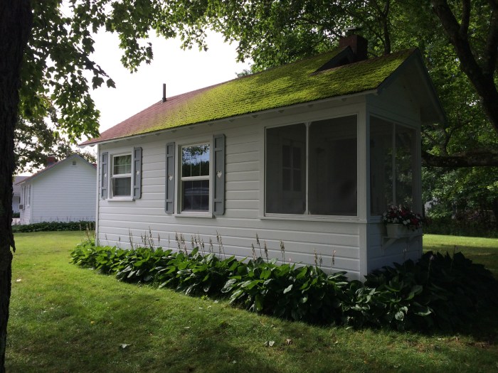The tiny cottage where we stayed