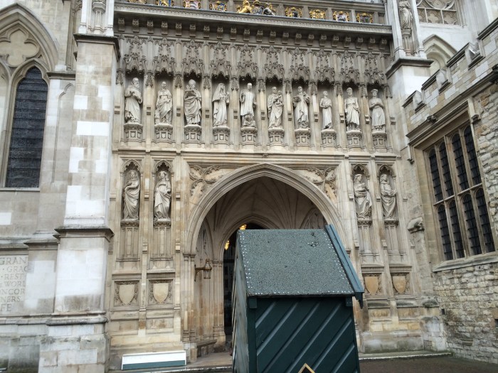 Westminster Abbey side door with 20th-century martyrs including Martin Luther King, Jr.